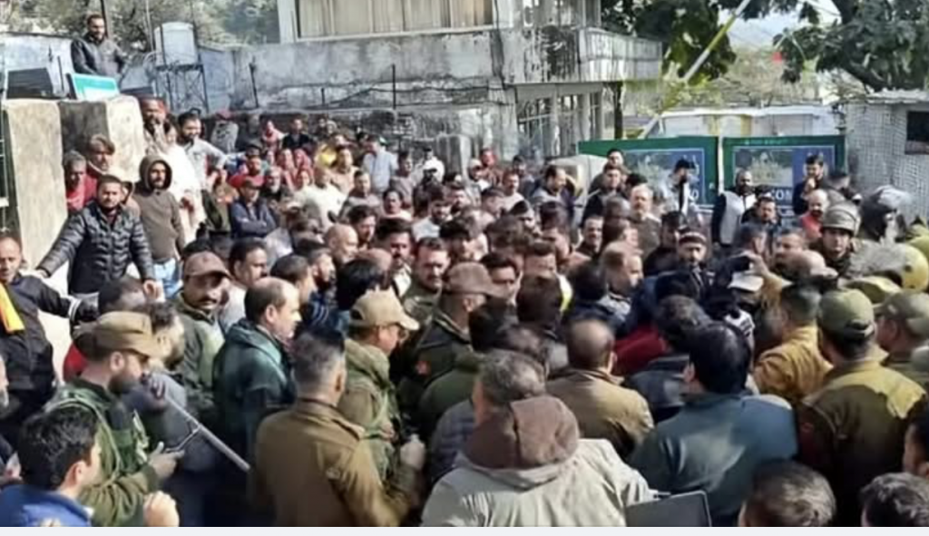 Protests erupt in Katra as 72-hour bandh begins against ropeway project